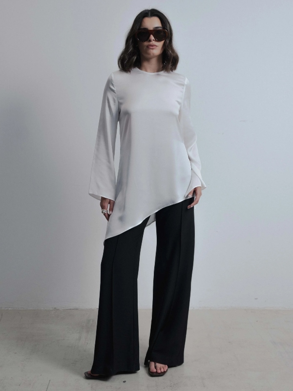 Blusa Asimmetrica Bianca